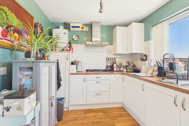 2, Westfield Close, Nafferton, Driffield,  YO25 4LN photo 3