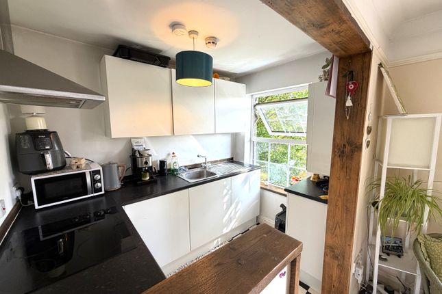 Flat 3, Grove Road, Norwich photo 2