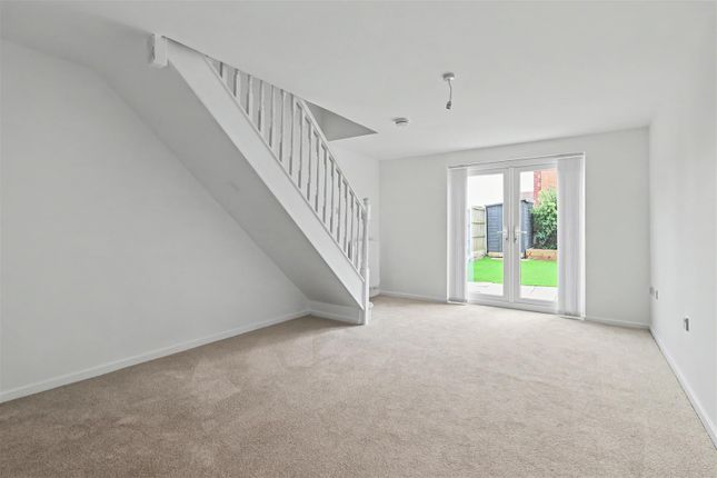 65, Bullfinch Road, Nottingham photo 3