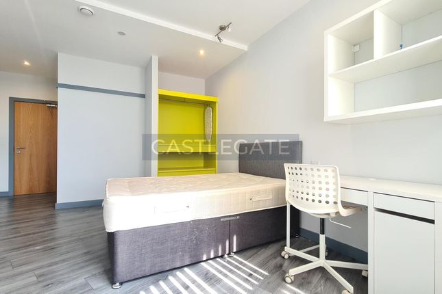 Room 48, The Works At Standard House (4)
