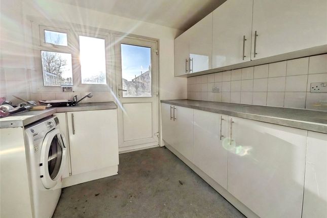 67, Queensway, Kent photo 4