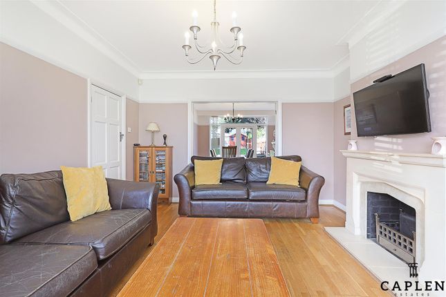 Property for sale in Forest Edge, Buckhurst Hill