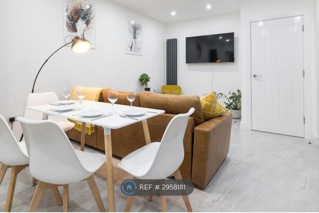 Burgoyne Road, Sunbury-On-Thames photo 5
