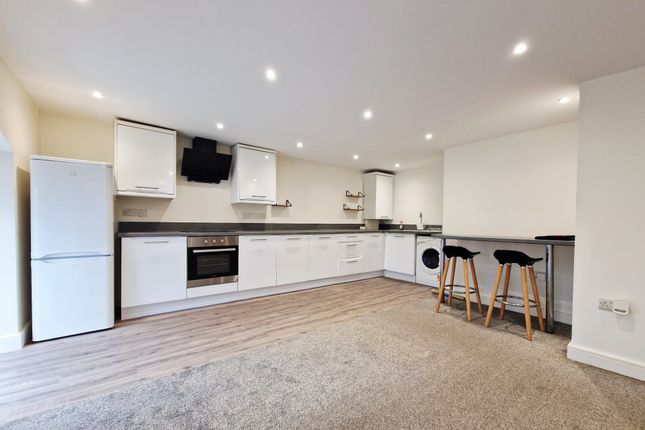 Flat 8, Alfmill, Darwen photo 4