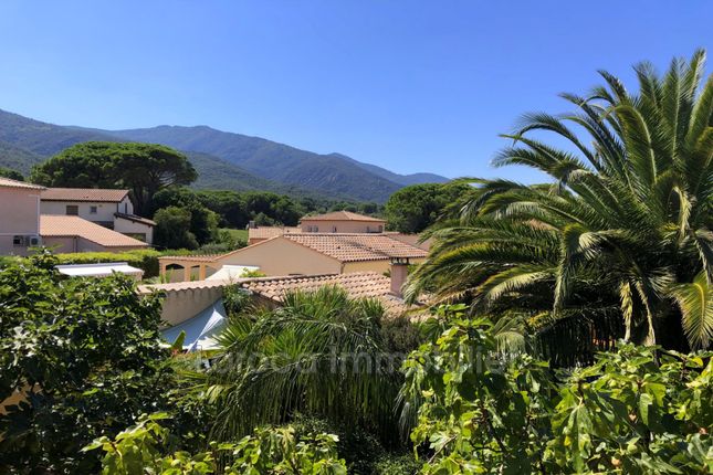 Villa for sale in Sorède, Pyrénées-Orientales, Languedoc-Roussillon