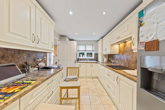 22 Bourchier Way, Warrington photo 4
