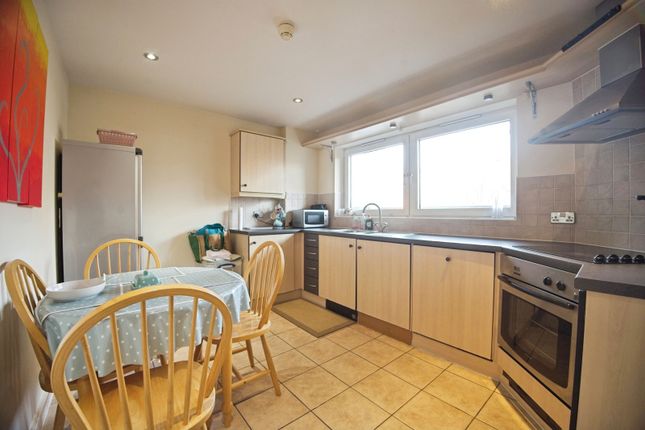 7, Judkin Court, Cardiff photo 4