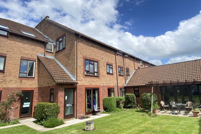 Flat for sale in Woodborough Drive, Winscombe, North Somerset.