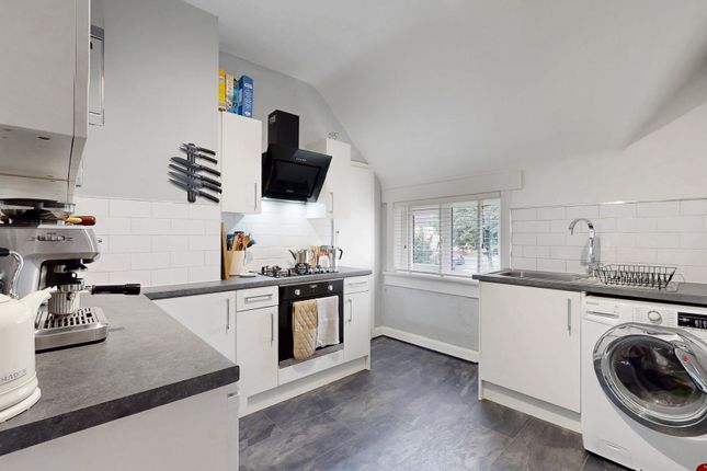 36, Hillend Crescent, Glasgow photo 4
