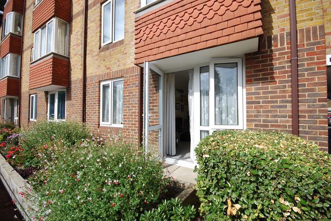 Flat for sale in Oakland Court, Kings Road, Herne Bay