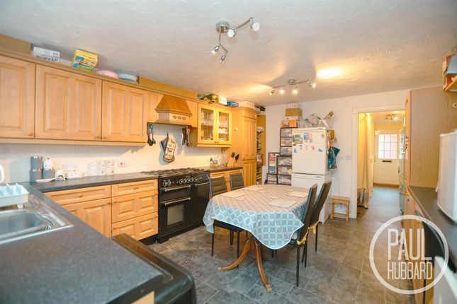 70, Dorley Dale, Carlton Colville photo 2