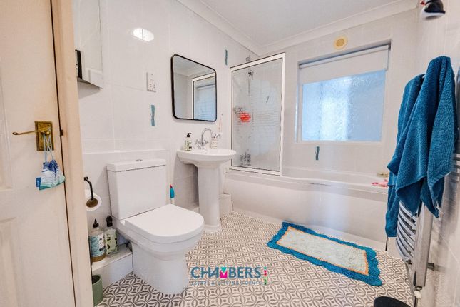 16, Langwood Court, Birmingham photo 4