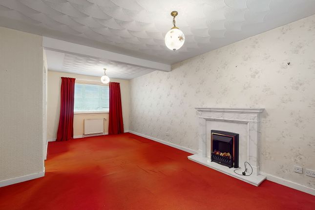 13 Divernia Way, Glasgow photo 3