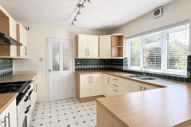 5, Ilex Lane, Winscombe photo 3