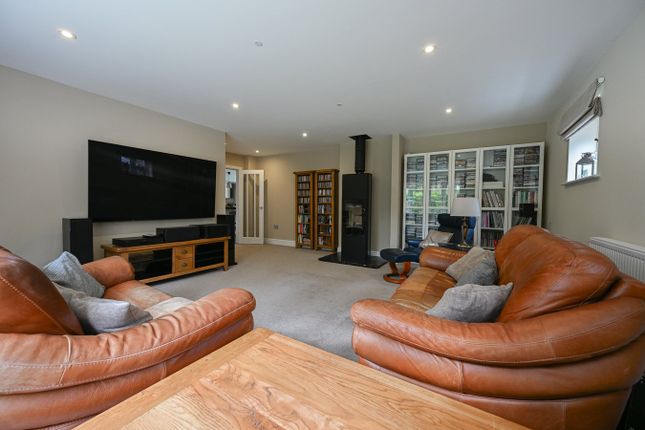 91, Beaufoys Avenue, Ferndown photo 3