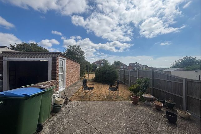 Dore Avenue, Fareham photo 3