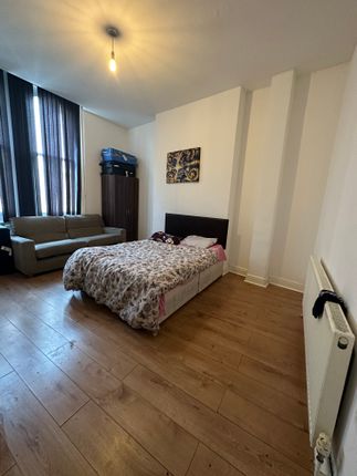 Thumbnail Flat to rent in Church Gate, Leicester