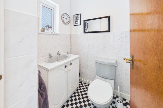 No 21, College Road, Carmarthen photo 4