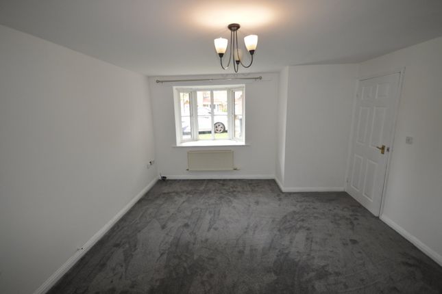18, Manor Way, Rotherham photo 3