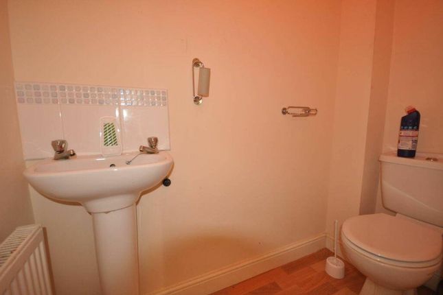 46, Excelsior Drive, Swadlincote photo 5