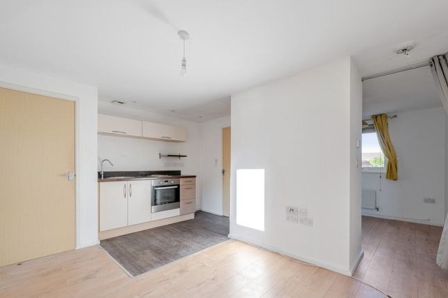 10, Bismuth Drive, Sittingbourne photo 2