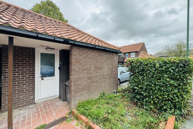 1-bed bungalow on 4, Swallowtail Road, Horsham, £249,000