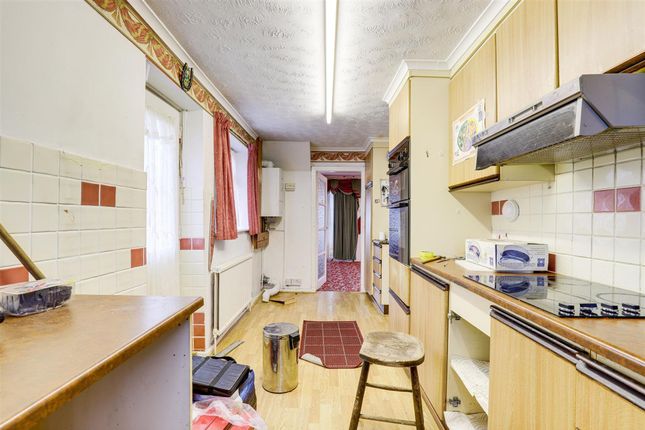 21 Galena Drive, Nottingham photo 4