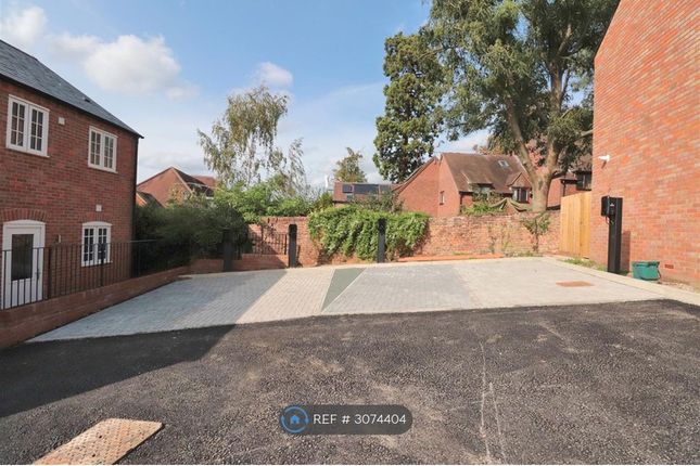 Friarage Road, Aylesbury photo 5