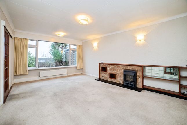 8, St. Lawrence Close, Heanor photo 2