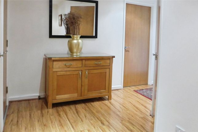 16, Riley House, Coventry photo 2