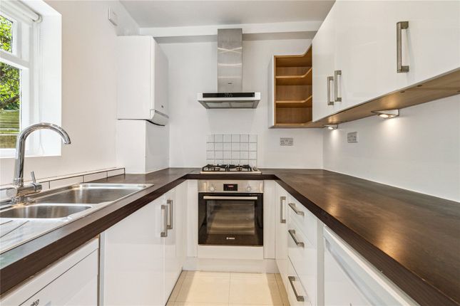 Flat 1, 3, Drakefield Road, London photo 2
