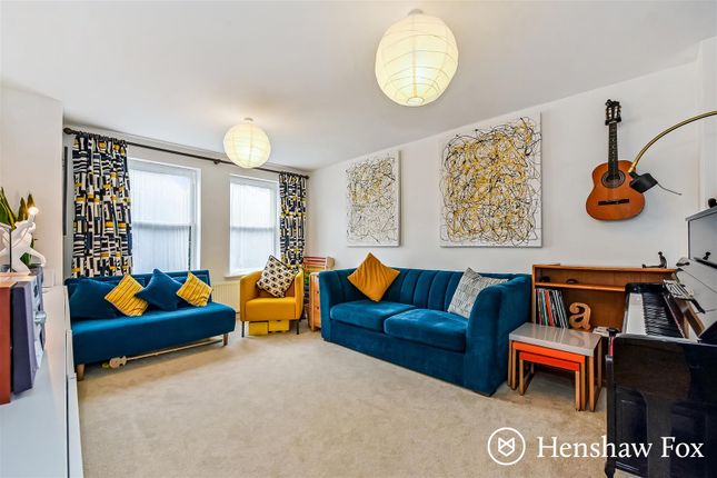 103, Cutforth Way, Romsey photo 4