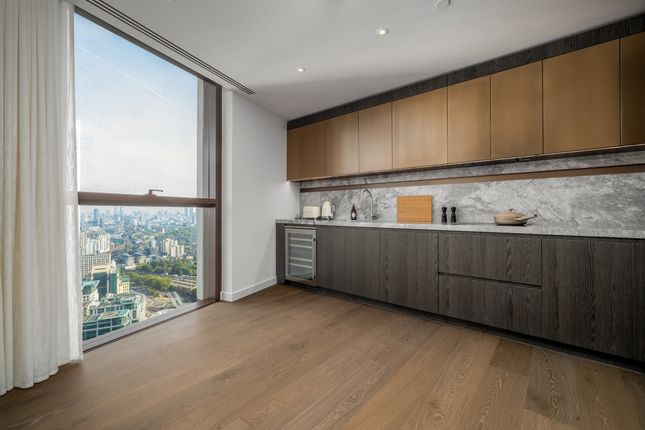 8, 8 Carnation Way, London photo 4