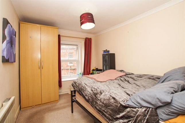 Flat 2, The Old George, Brampton photo 4