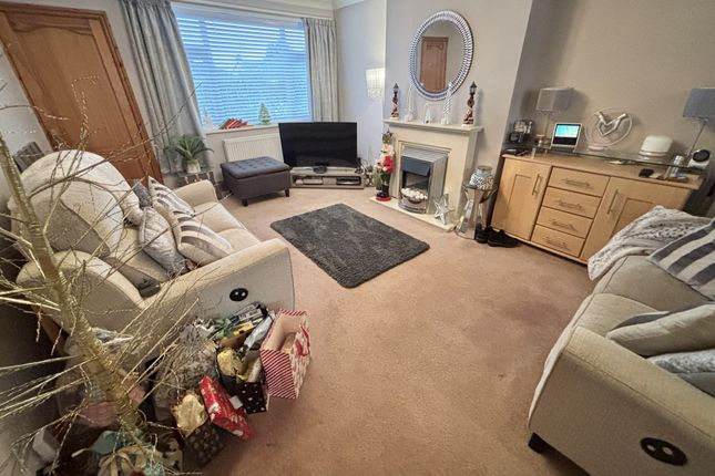 31, Ashton Avenue, Knott End on Sea photo 4