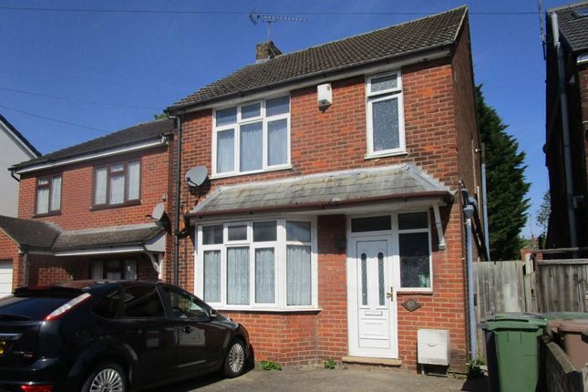 Thumbnail Detached house for sale in 43 Norton Road, Luton, Bedfordshire