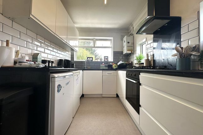 148, Hillson Drive, Hampshire photo 2