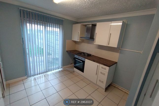 Kingsclere Avenue, Havant photo 4
