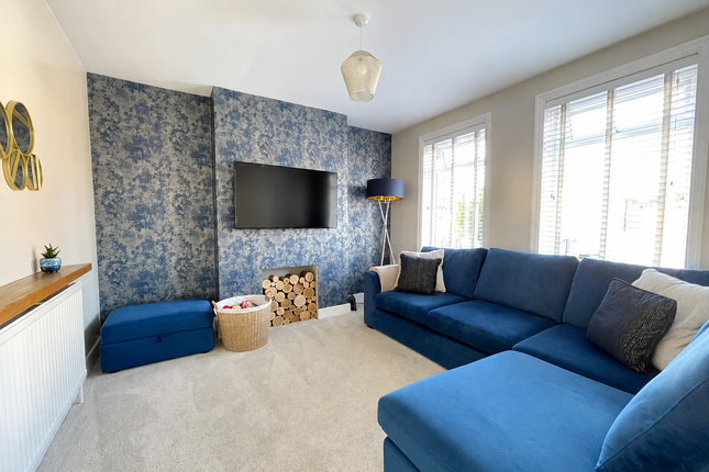 100, Barton Hill Drive, Sheerness photo 2
