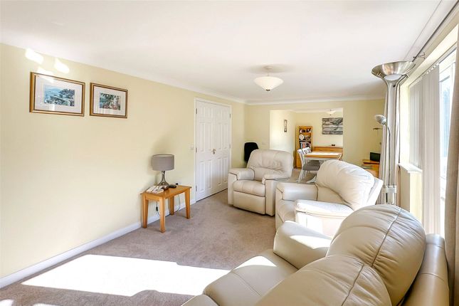 Flat 3, Charlotte House,, Station Road, Littlehampton photo 3
