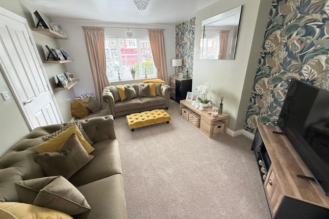 3, Horncliffe Row, Middlesbrough photo 4