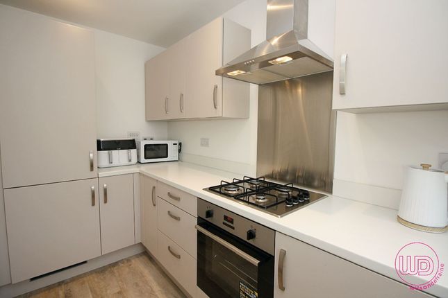 7 Yarrow Grove, Newcastle upon Tyne photo 2