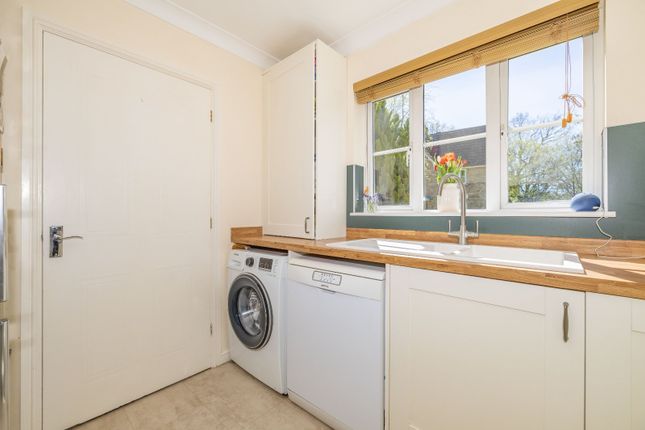 28, Vespasian Way, Kent photo 4