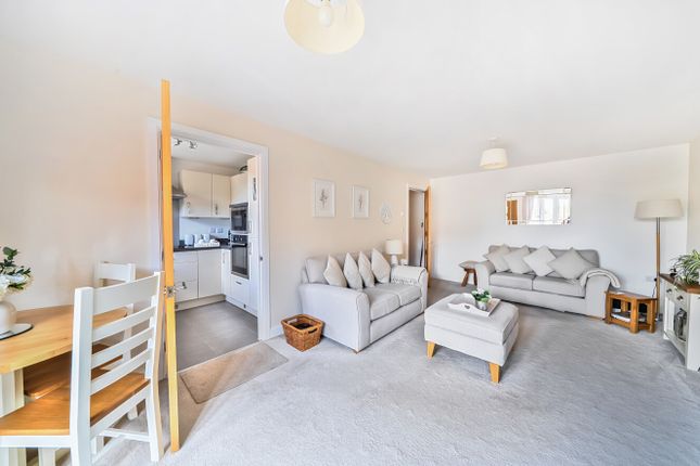 Flat 30, Caesars Place,, Ockford Road, Surrey photo 2
