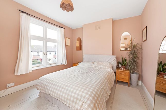 38, Burford Road, London photo 2