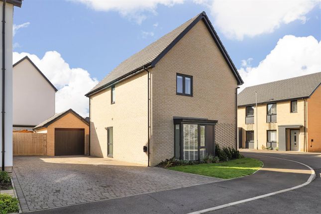 22, Windmill Close, Over photo 3