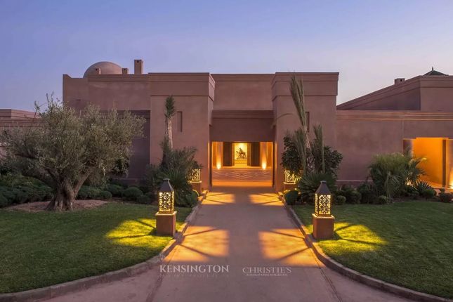 Thumbnail 7 bed villa for sale in Marrakesh, Palmeraie, 40000, Morocco