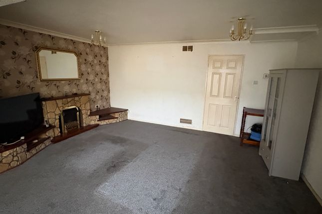 4, Goscombe Drive, Penarth photo 3