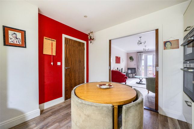 17 Academy House,, Woolf Drive, Berkshire photo 4