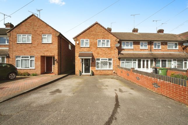 End terrace house for sale in Grove Road, Dunstable